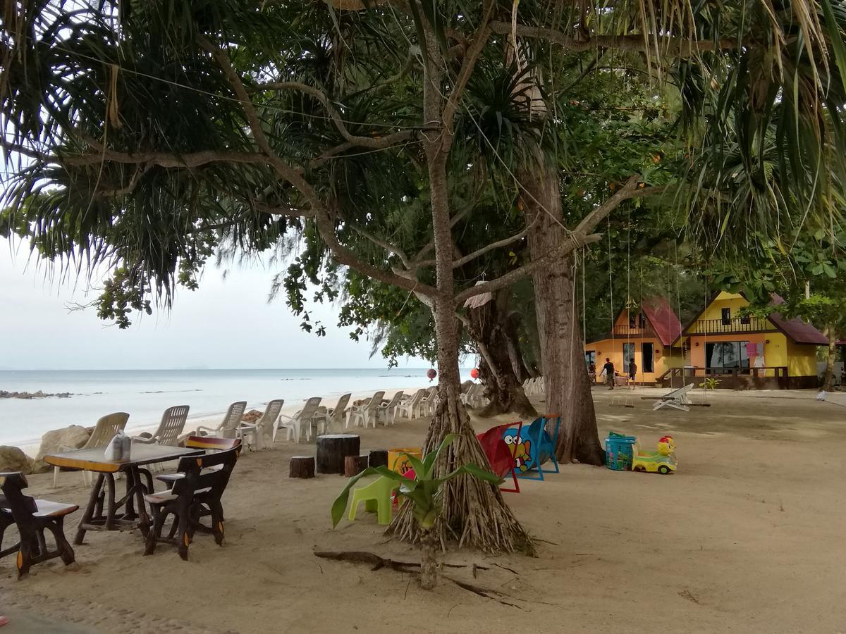 Andaman Beach Resort Koh Jum Eksteriør bilde