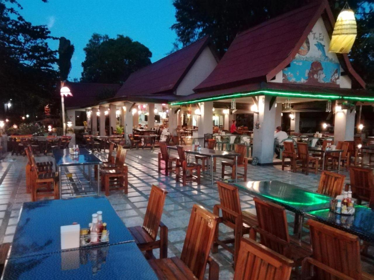 Andaman Beach Resort Koh Jum Eksteriør bilde