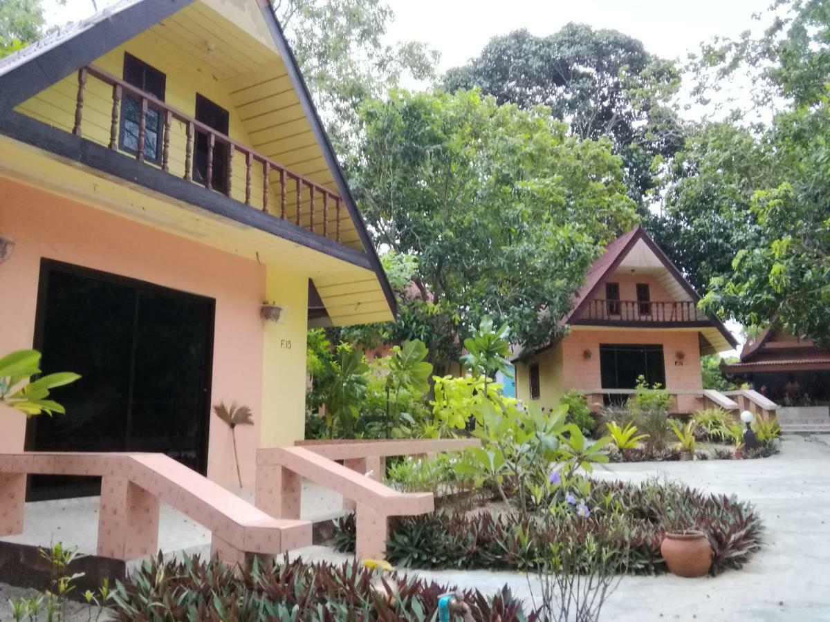 Andaman Beach Resort Koh Jum Eksteriør bilde