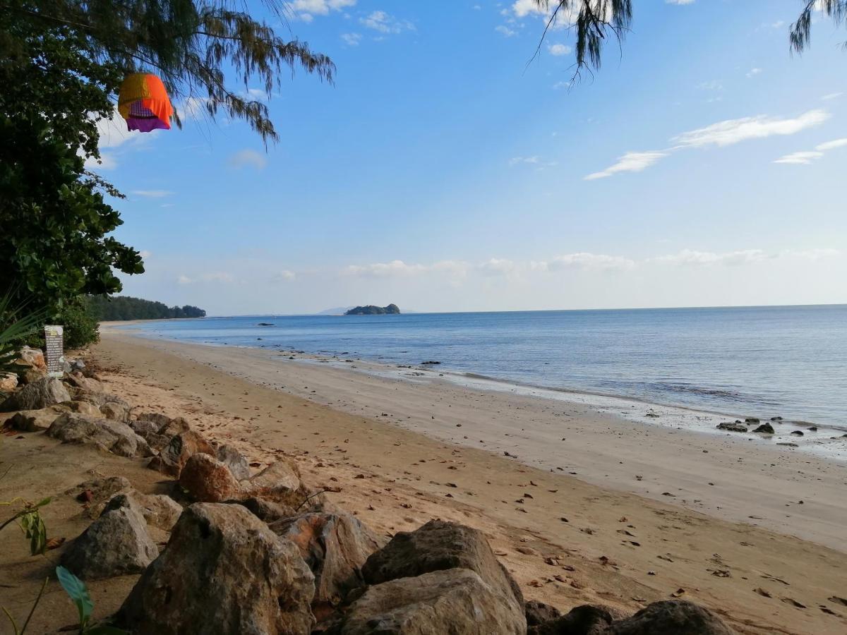 Andaman Beach Resort Koh Jum Eksteriør bilde
