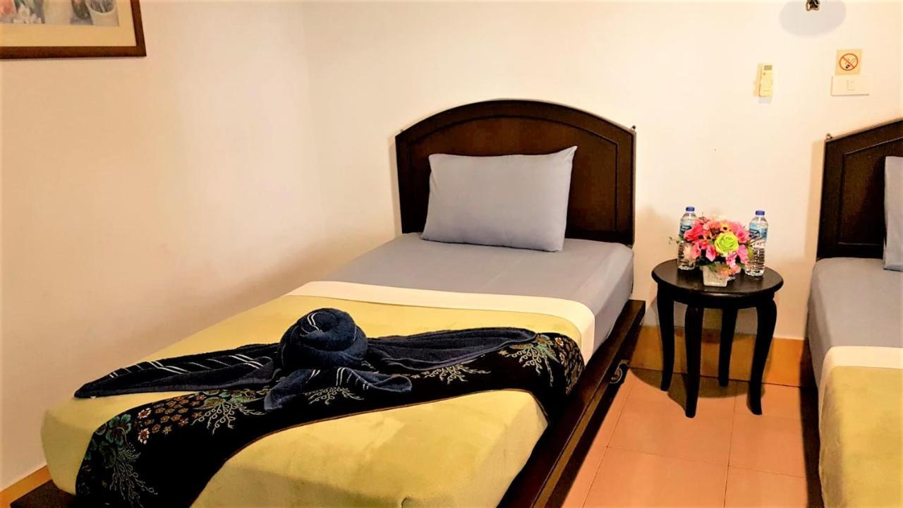 Andaman Beach Resort Koh Jum Eksteriør bilde