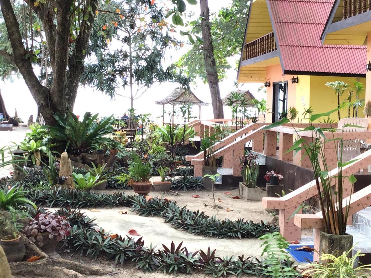 Andaman Beach Resort Koh Jum Eksteriør bilde