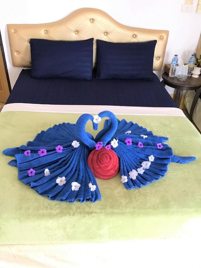 Andaman Beach Resort Koh Jum Eksteriør bilde