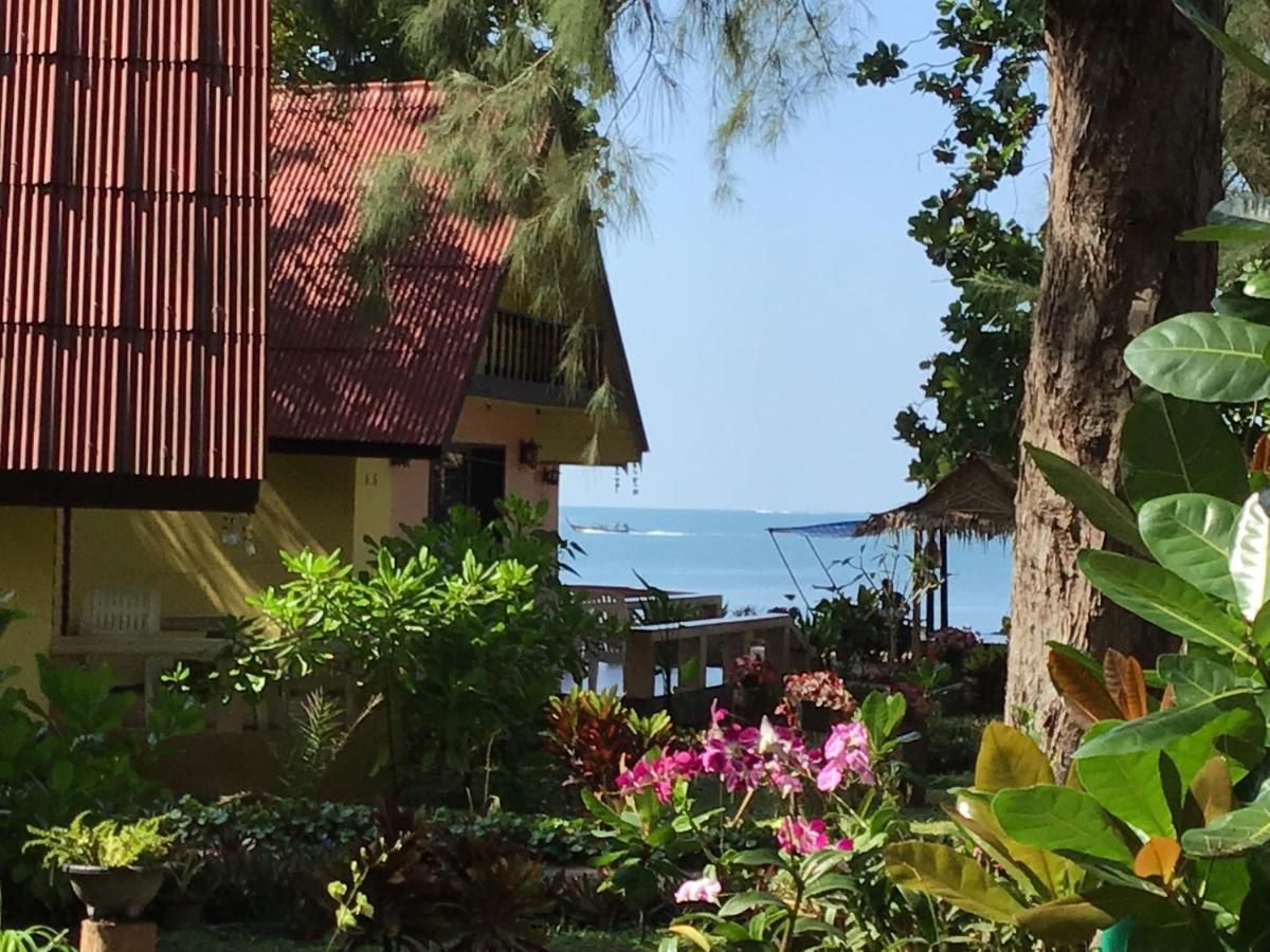 Andaman Beach Resort Koh Jum Eksteriør bilde